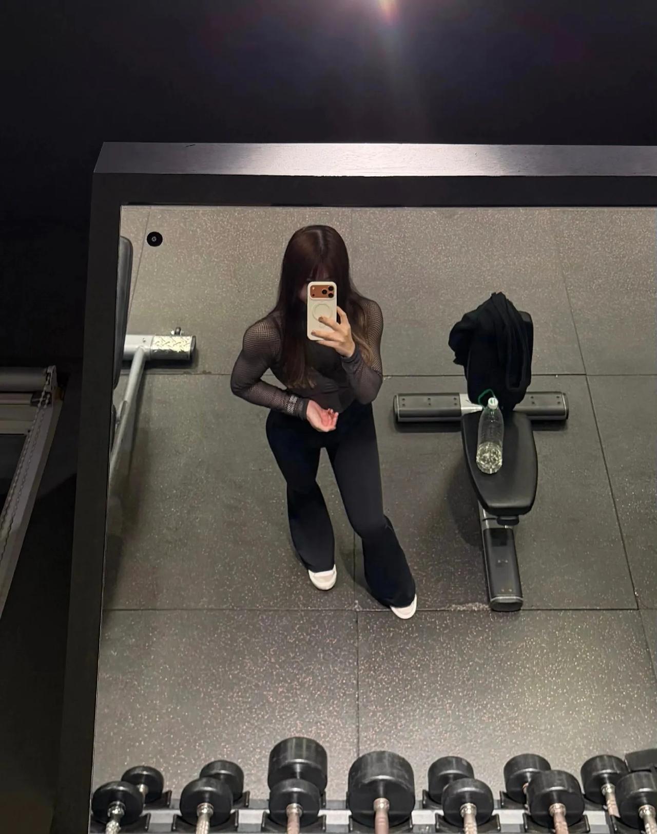 健身女孩健身健身女身材硬核健身女生健身女孩减肥