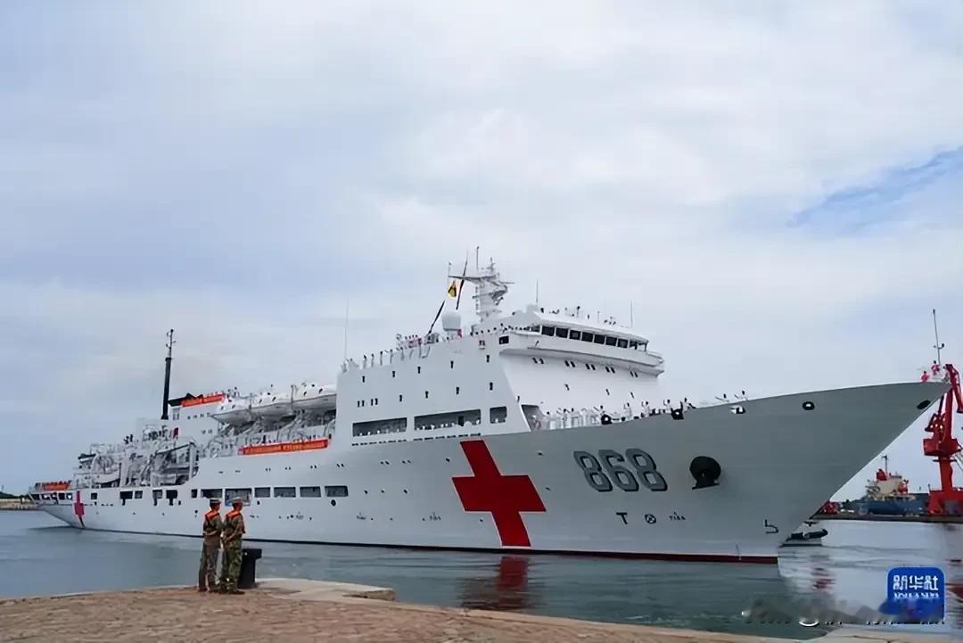 解读：17艘海上医疗船舶成型，我军远海卫勤体系再上新台阶事件概要中国海军吉祥