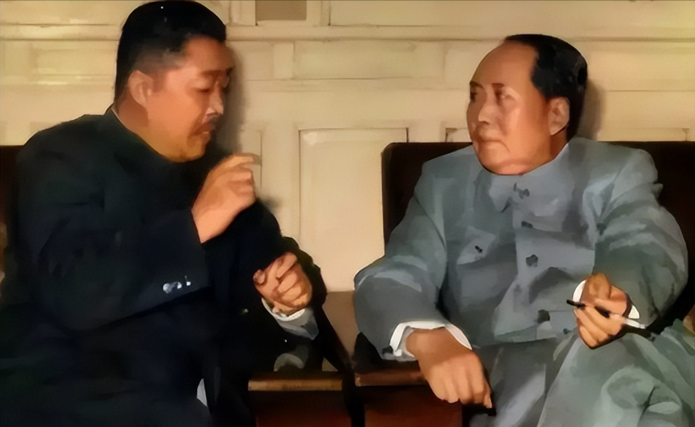 1954年，贺龙调任国家副总理，有一次，贺龙去参加一个重要会议，毛主席和贺龙两人