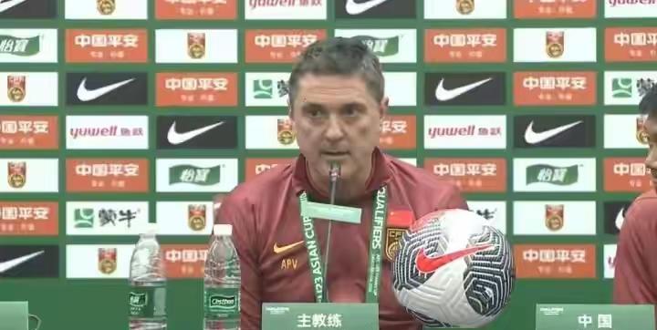 u22国足2-1东帝汶队，赛后国足主帅安东尼奥接受采访，竟然说我们配得上胜利！