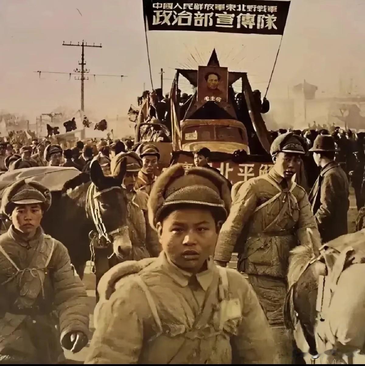 国军为什么这么怕四野？1948年秋天，东北野战军百万大军南下。国民党军里悄悄