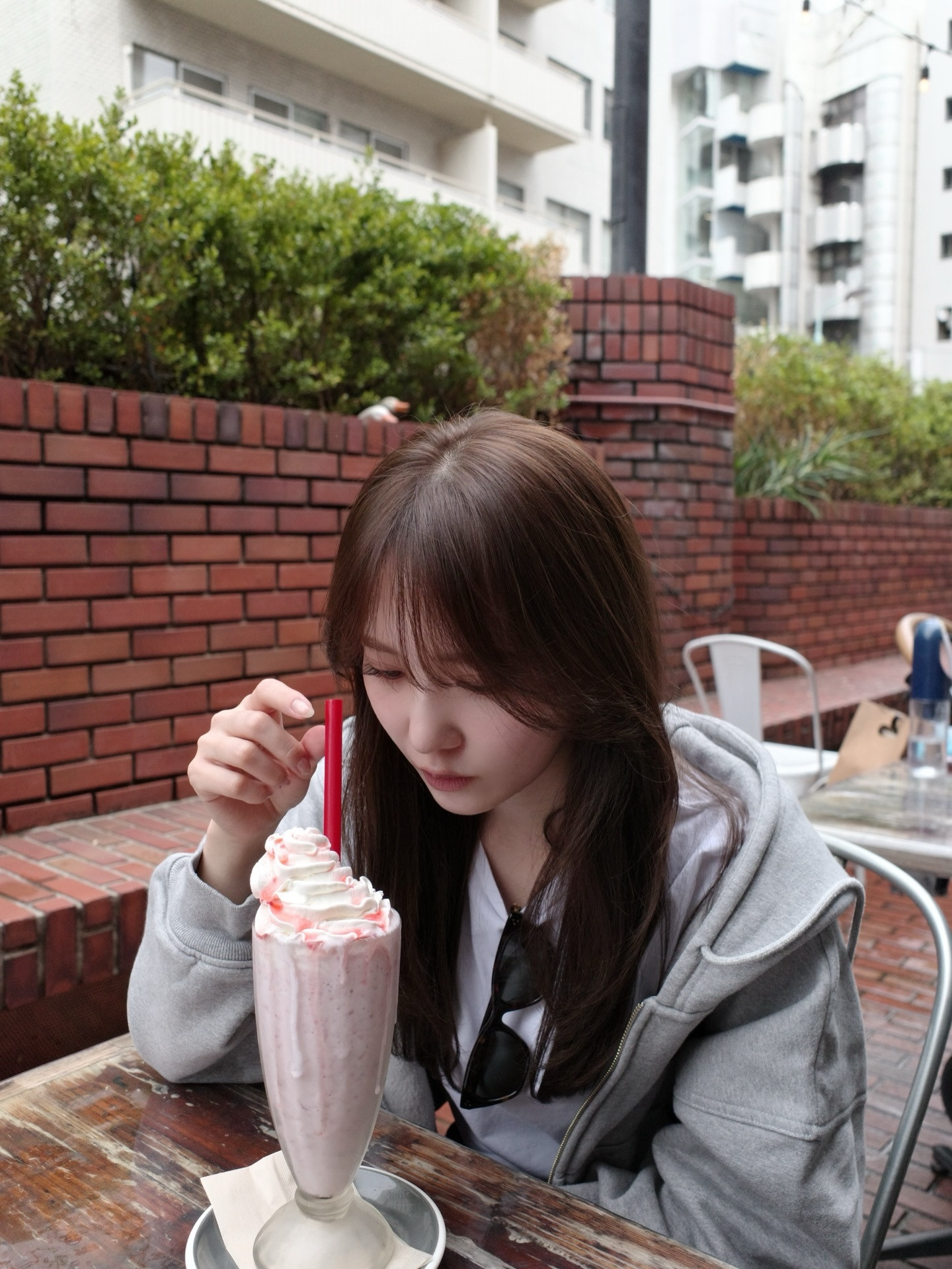 加藤史帆🐻「寝ぼけ朝活🍔」shihogram