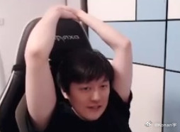Sdn：我高中的时候就已经想好了，要走电竞这条路，走dota2这条路，因为我初中