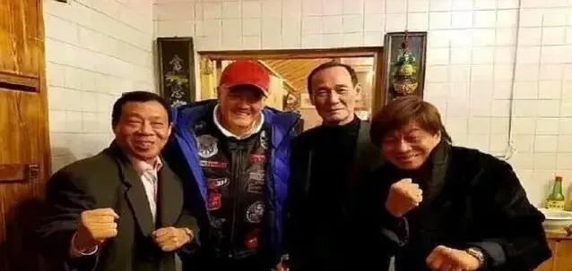 1998年，“美女歌后”戴娆到石家庄拍广告，说好的200万酬劳，最后只给了20万