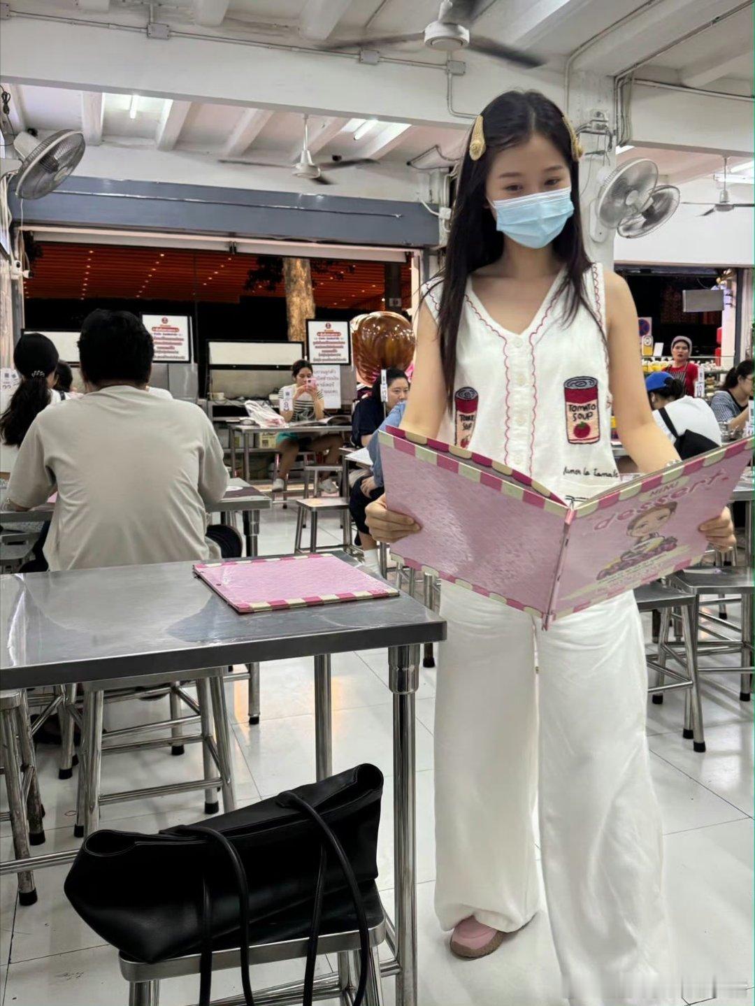 虞书欣ins更新动态