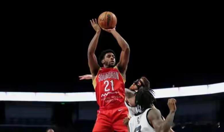 北京又要换外援北京男篮传来最新消息，因最近战绩不佳，北京男篮决定重新寻找外援，