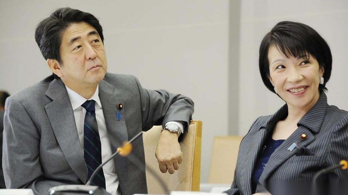日本媒体《选择》杂志曝出来一个大猛料，直接把日本政坛炸开了锅。日本首相高市早苗差