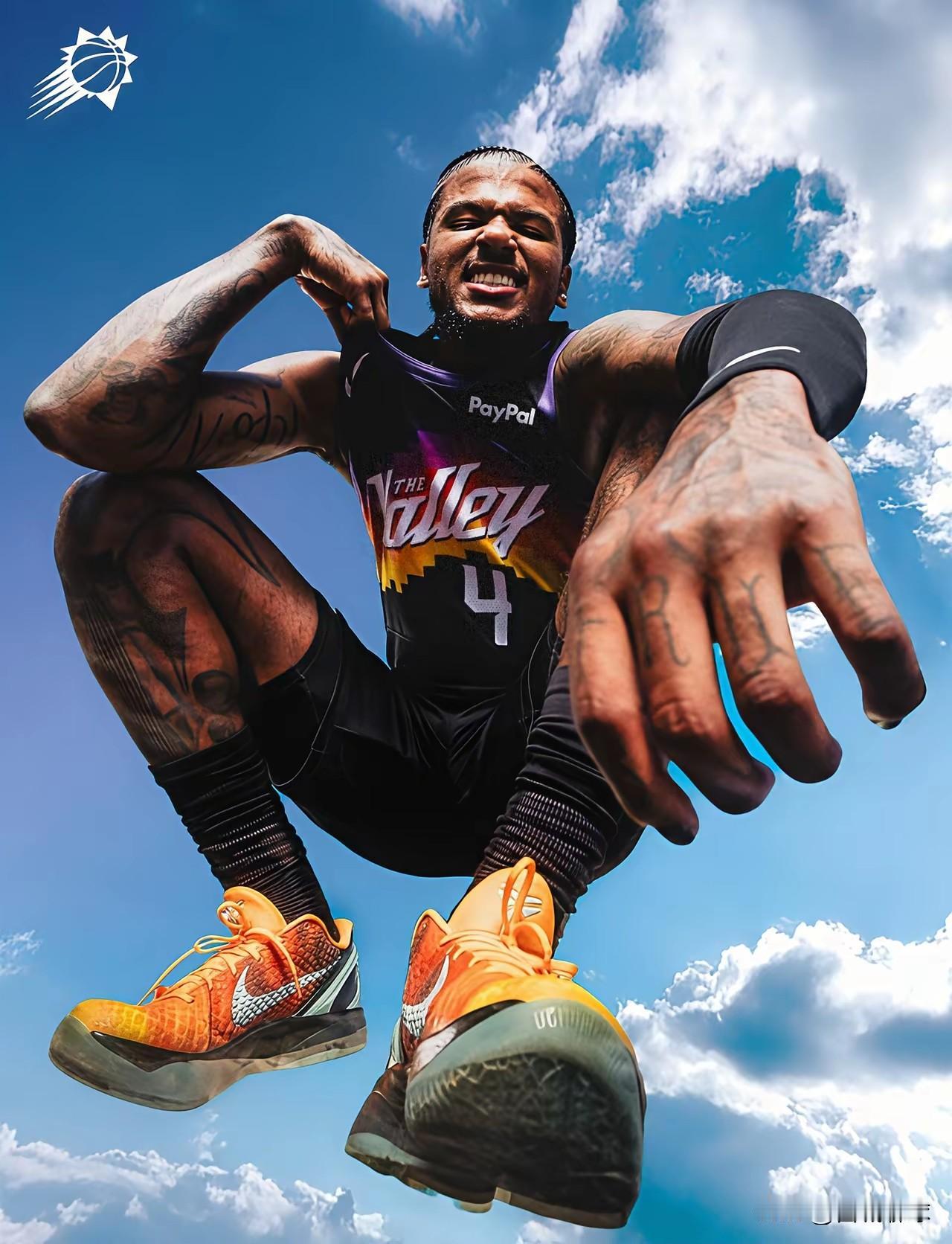 杰伦·格林能在太阳充分发挥自己的潜能吗？就打了一场，在需要等待。惠特莫尔已经没得