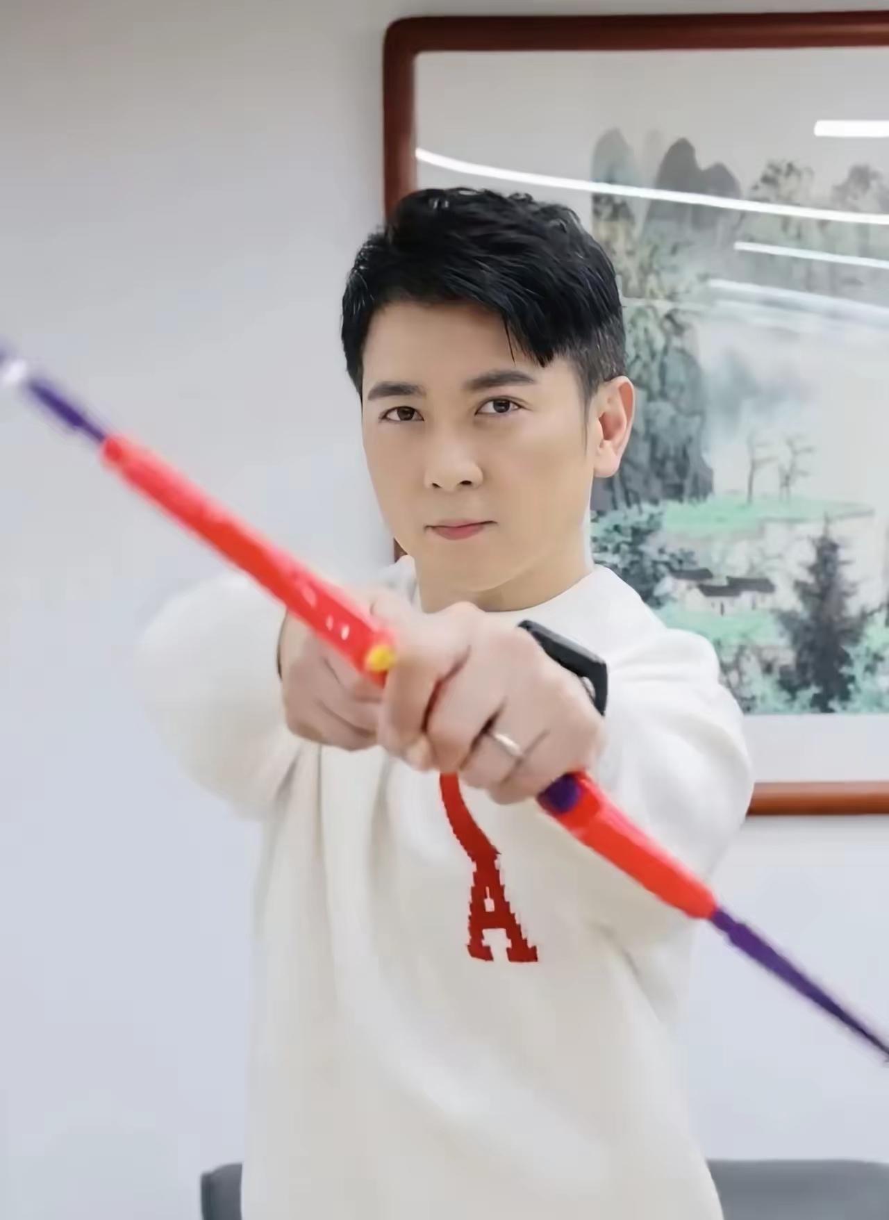 保剑锋承认了！7月2日，保剑锋发布声明，承认自己和黄慧颐的确有过一段婚姻，但早