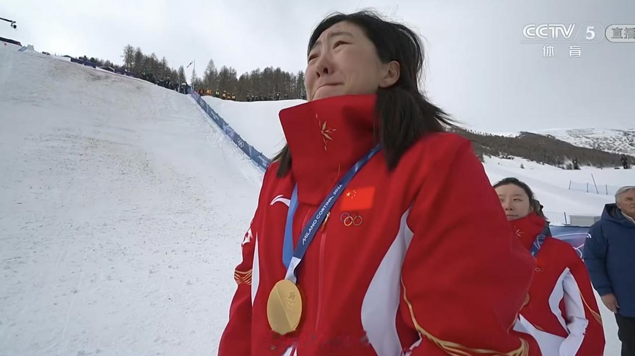 徐梦桃这一嗓子，又把我看哭了。“我怎么跳这么漂亮？我还是第一吗？”2月18号