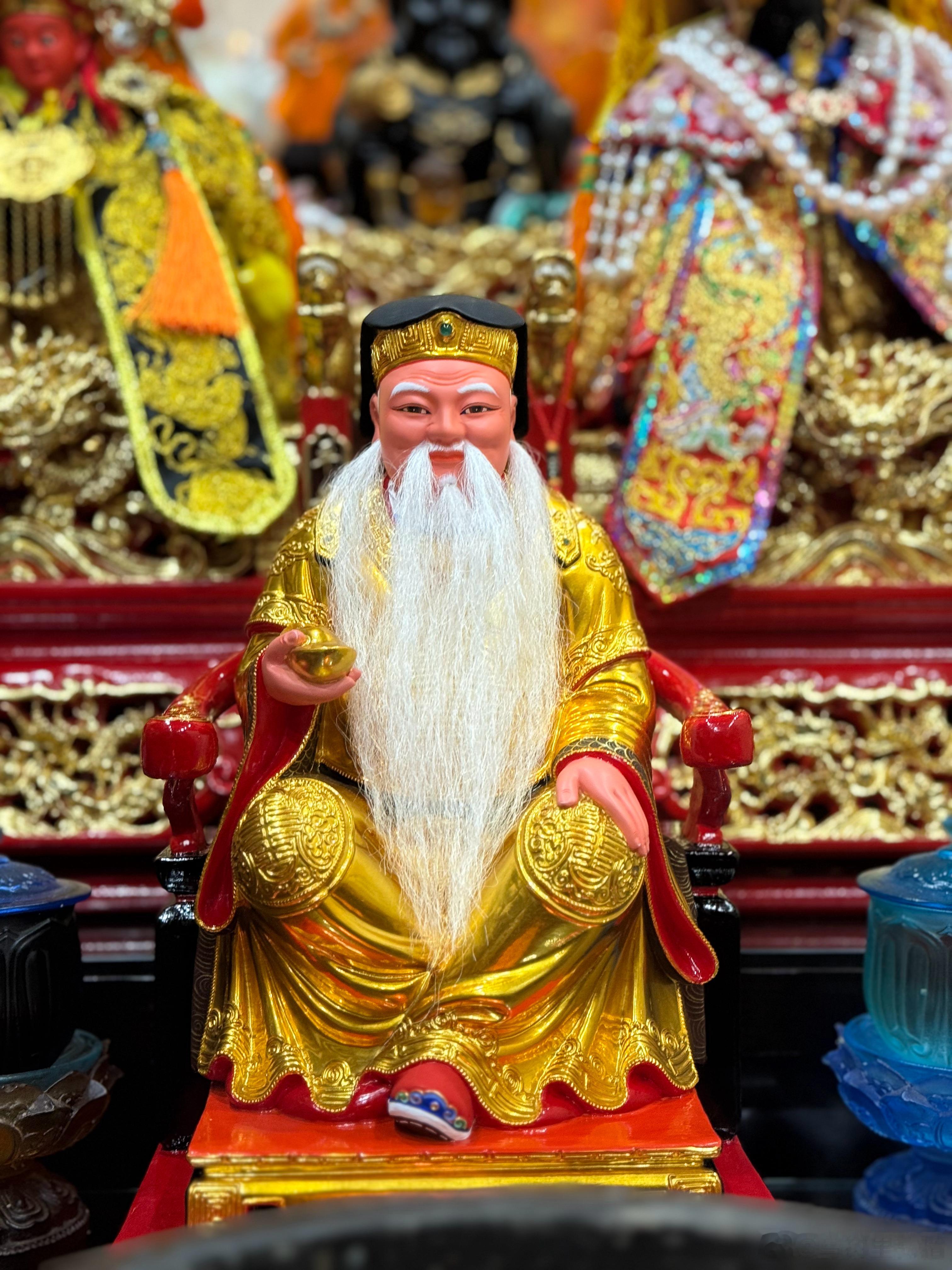 人生就是一场修行，修行贵在修心。世事多变，唯有从心出发，向心而行，才能在漫长的岁