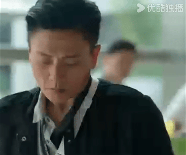 黄宗泽新剧天崩开局不得不说，黄宗泽新剧的开场太震撼！周俊杰受伤后陷入重重误会，