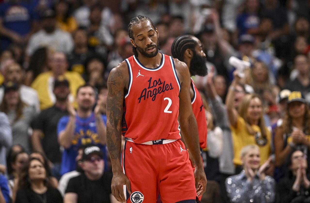 感觉快船与勇士之间最大的差距在于主教练。原本以为会是一场势均力敌、针尖对麦芒的