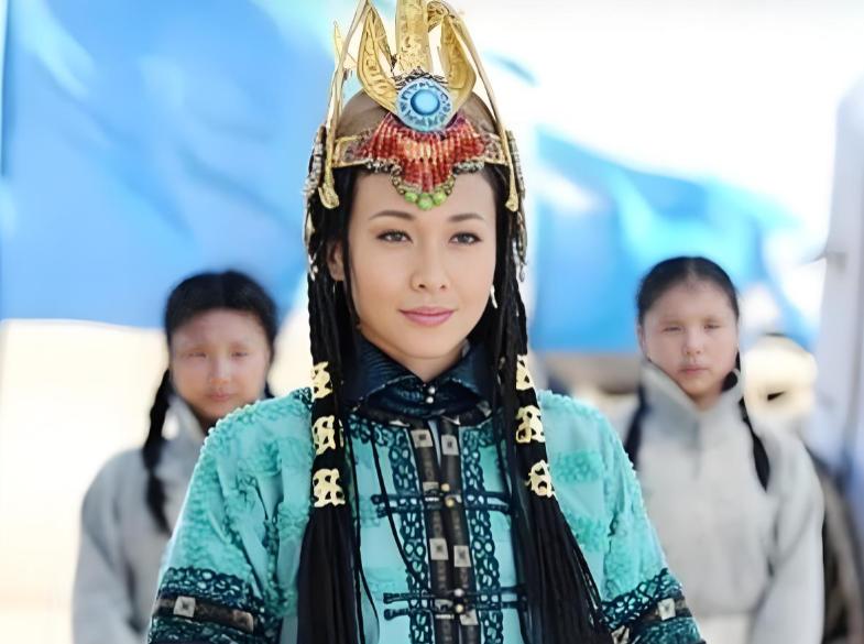 海迷失太后为何惨死，蒙古汗位就此换了家公元1251年，蒙古太后海迷失，被当众剥