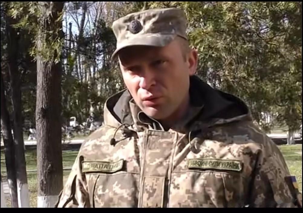 当地时间11月4日，乌克兰陆军司令米哈伊洛·德拉帕蒂少将亲自指挥库皮扬斯克反包围