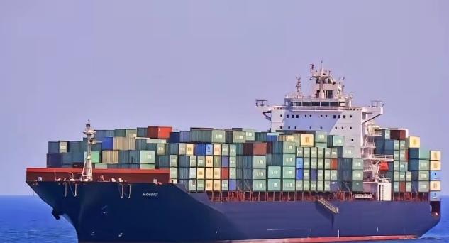 从中国开往伊朗的货船，遭美炮击扣押！不到24小时，中方强硬表态！4月19日