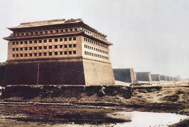 100年前，德国探险家拍摄的清朝末年，古建筑好漂亮，百姓真贫苦镜头对准，19