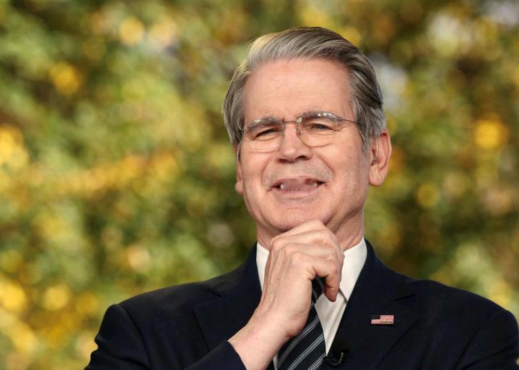 美国财长贝森特暗示，美国最终可能允许向中国公司销售英伟达生产的高端计算机晶片。