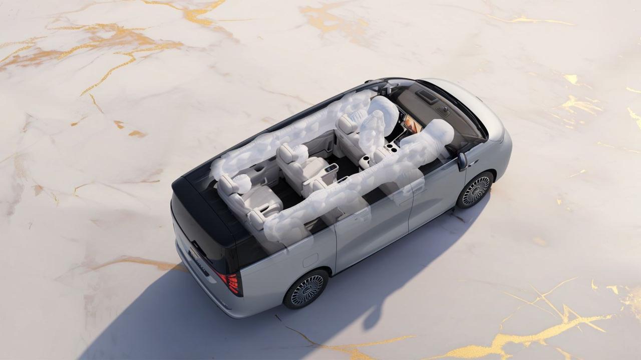 吉利银河V900来了！31.98万起，1月20日上市，这MPV到底值不值？先