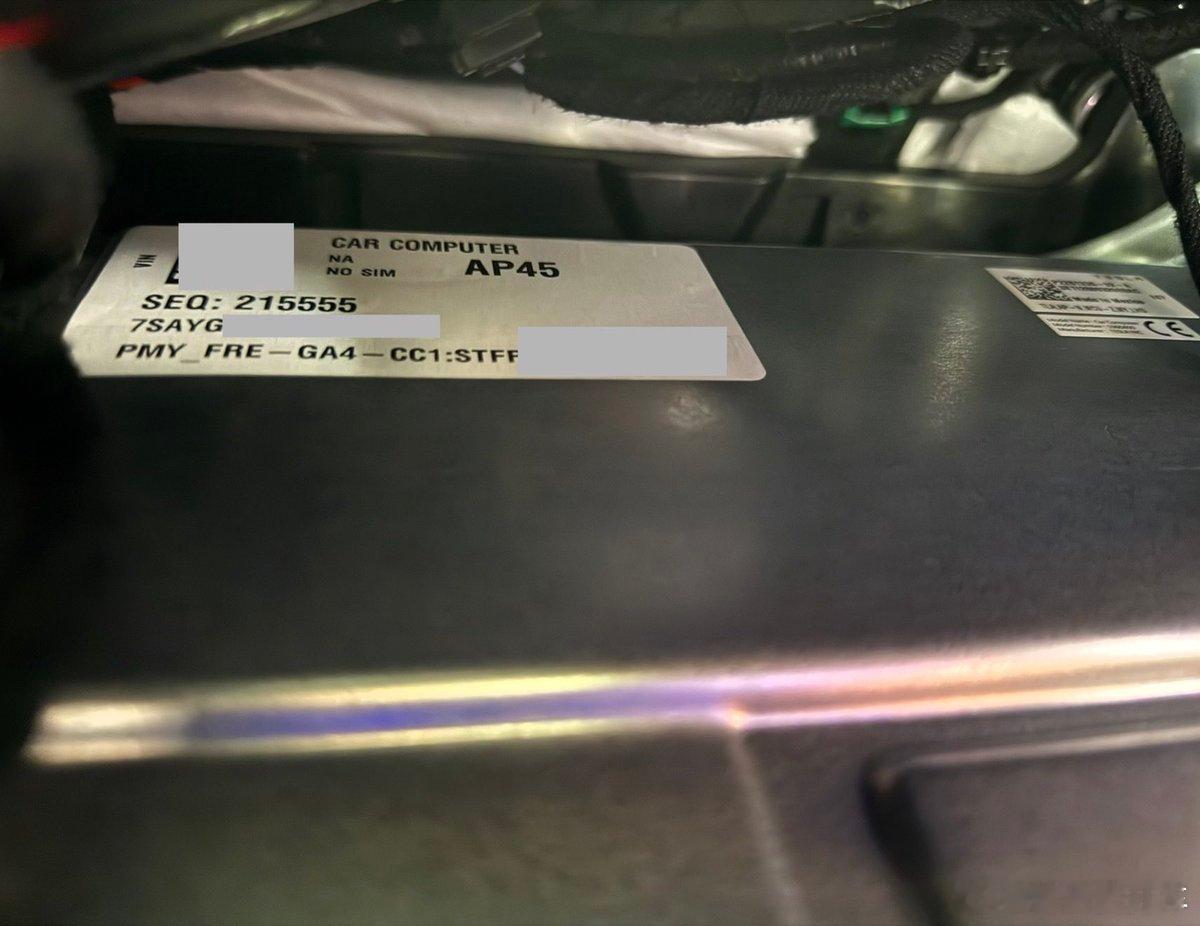 特斯拉HW4平台到AI5过程中先出现HW4.5，目前已经率先在弗里蒙特工厂