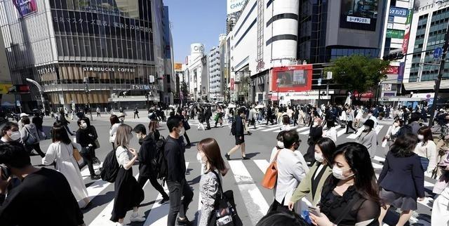 日本对外政策突变，5名候选人达成共识，要拿120万在日华人开刀？最近这阵风来得有