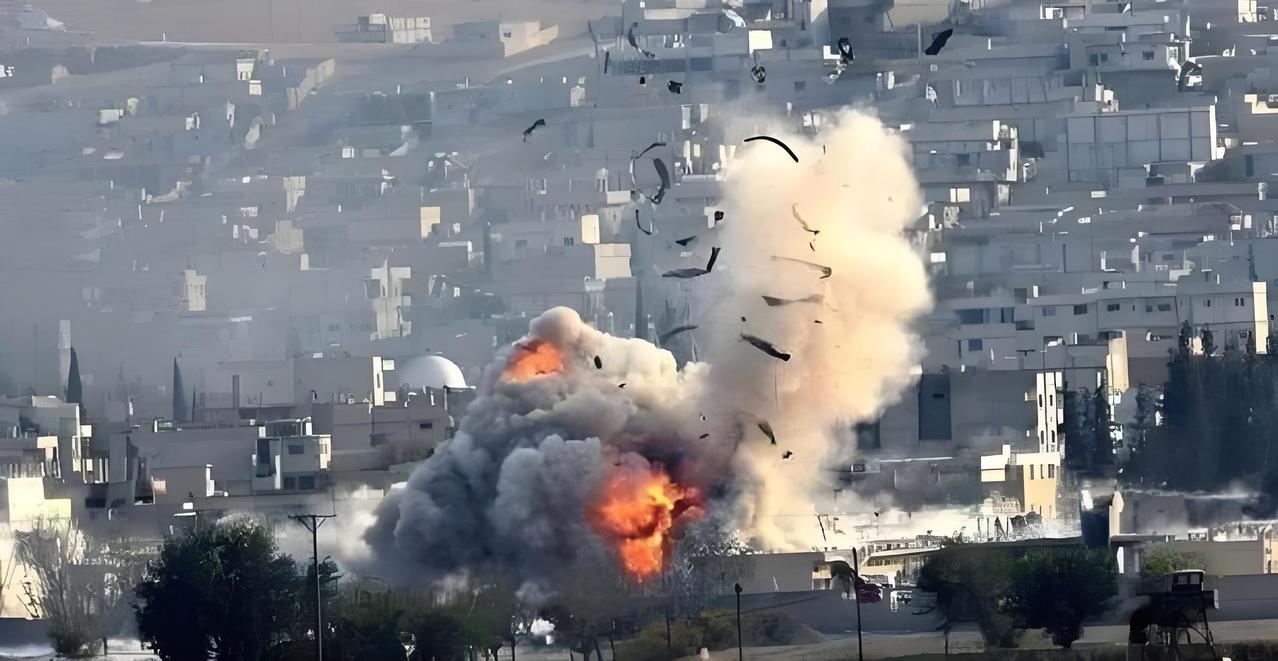 伊朗重创美军200人伤亡，美帝最怕的消耗战开打，霸权必崩！伊朗伊斯兰革命卫