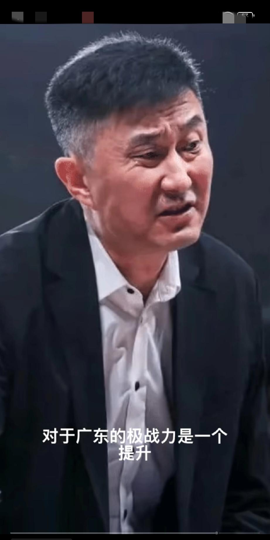 王少杰你应该有个自知之明，你就是个外来的和尚。在广东队，在杜峰，在广东球迷眼里