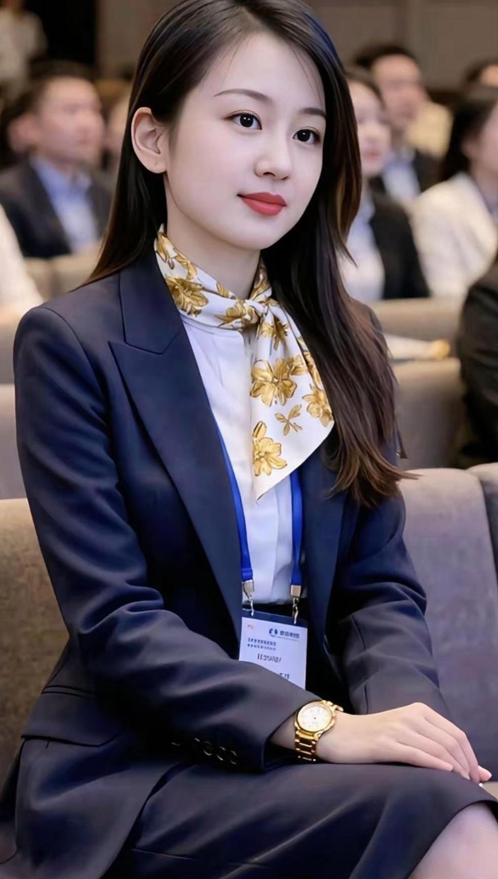 优雅自信，金领女性的魅力！