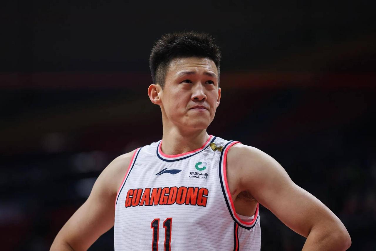 广东男篮总经理有人选！8月26日13点08分，广东宏远篮球俱乐部官方发文，面