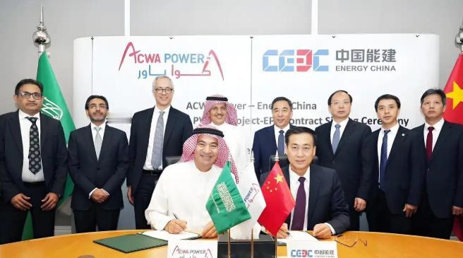 一个敢想，一个敢干！沙特再求中国，签上万亿大单！先说沙特的“敢想，这国家早就