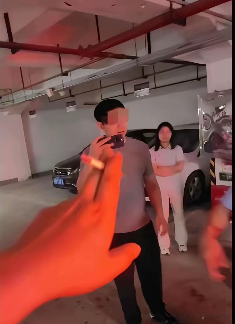 长沙这位彭女士霸占他人私人车位一事，原本只是小区里鸡毛蒜皮的邻里小事，硬是凭着一