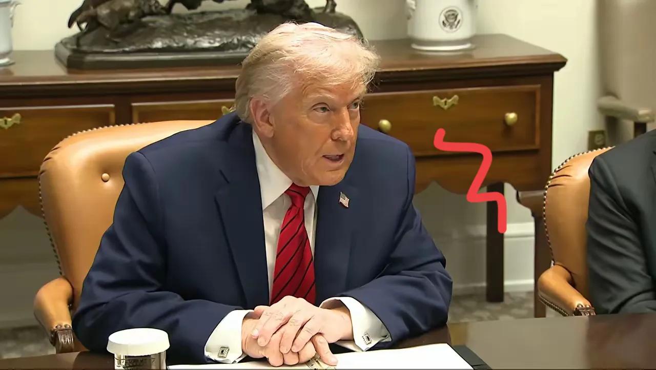 快报！特朗普追赶中国统一政策！美国驻华使领馆今天（12月12日）发文说：特朗