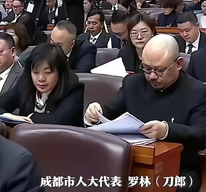 55岁刀郎现状：不开演唱会不带货，却用一纸股权名单，打脸了整个娱乐圈 刀郎去