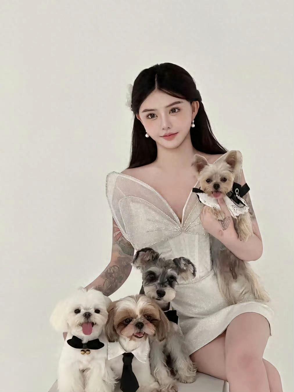 家人们，韩安冉这瓜也太离谱了！前阵子她前婆婆催前夫泽西还钱，泽西直接炸锅回应，说