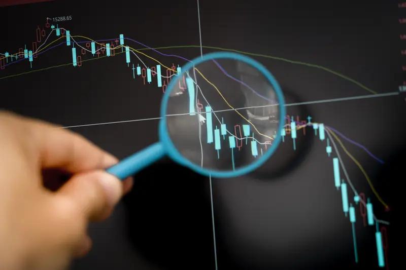 昨天尾盘跳水时捡了点货，今早开盘就冲高，心里那叫一个美。结果贪念上来了，想着万一