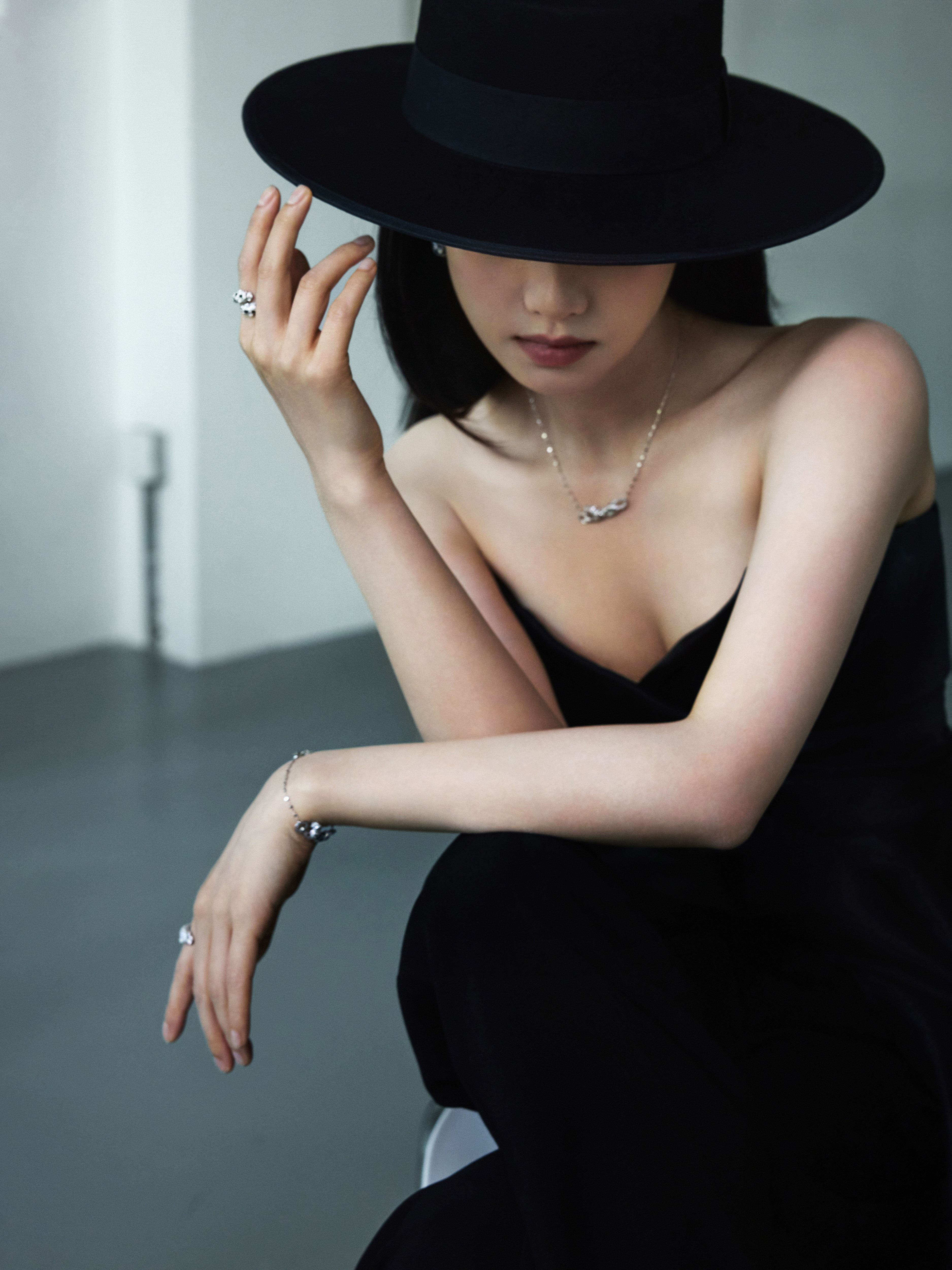 张婧仪📷📷📷张婧仪卡地亚🎩
