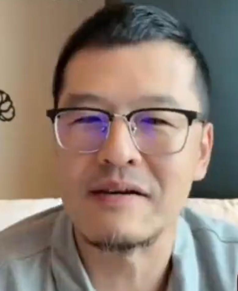 杨毅谈中国男篮理想阵容：“不管教练是谁，我就想看全员中国男篮，打亚洲比赛的时