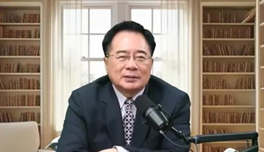 蔡正元在他的节目中分析了中国国民党党主席的困境，下一任国民党主席的热门人选是现任