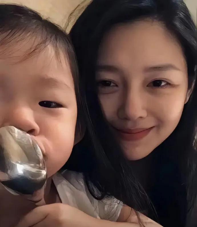 大瓜来了！葛斯齐再曝与大S经纪人聊天记录！大S经纪人称不再代表大S