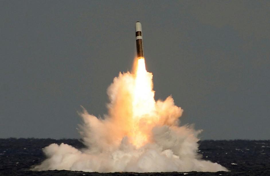 水下终极杀器！美媒揭秘潜射弹道导弹：20马赫+7000公里射程，最难拦截1