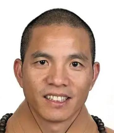 从方丈到住持，这是降了？从级别看确实像降了。白马寺建寺比少林早四百多年，
