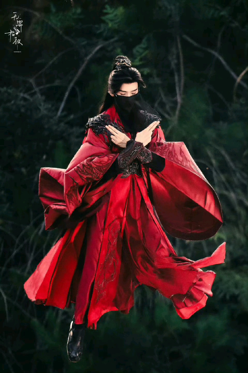 《暗河传》真的很好看，男主苏暮雨这辈子实在太苦了，在暗河这种冷血无情的大染