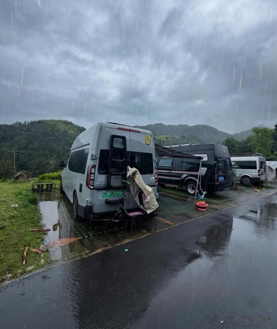 大别山真的很适合那些房车退休老年人的旅居养老生活！