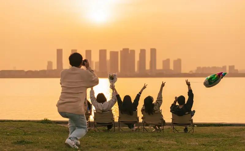 我国的出生率为什么低原因很简单，需要管理层有更清晰的认知，制定一些切实可行的措施