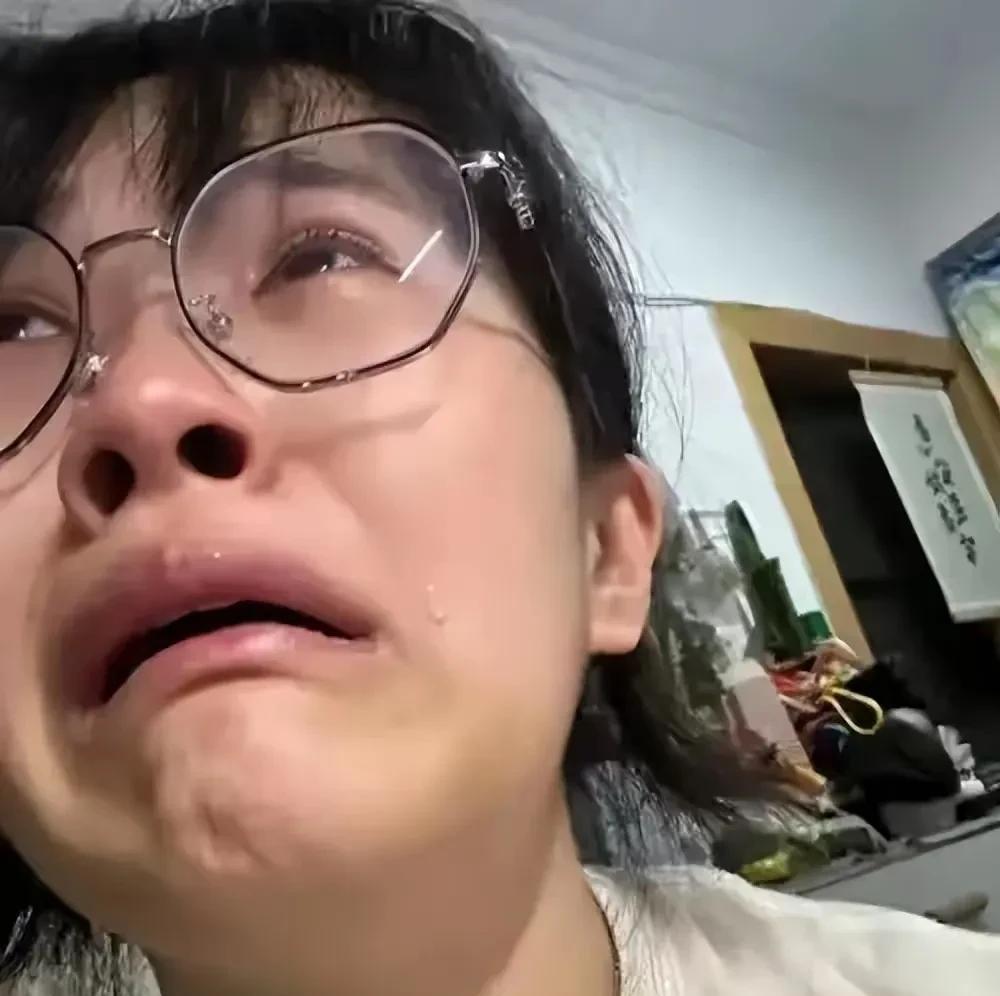 “蝴蝶效应”！正当十几名贵州学生被厦门大学马来西亚分校“误”录取，纷纷要求复读时