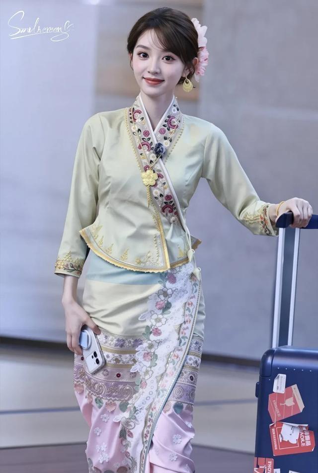 田曦薇傣装封神背后：松弛感打破“游客魔咒”，生图才是终极王炸​​​