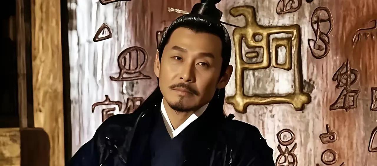 公元前472年，勾践赐死灭吴功臣文种，文种心有不甘问:“我助你灭吴国称霸诸侯，如