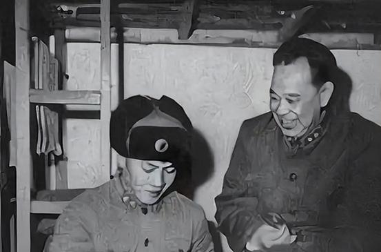 军区政委反对领导在家办公，对着副司令：谁知道文件的圈谁画的？“1980年3月8