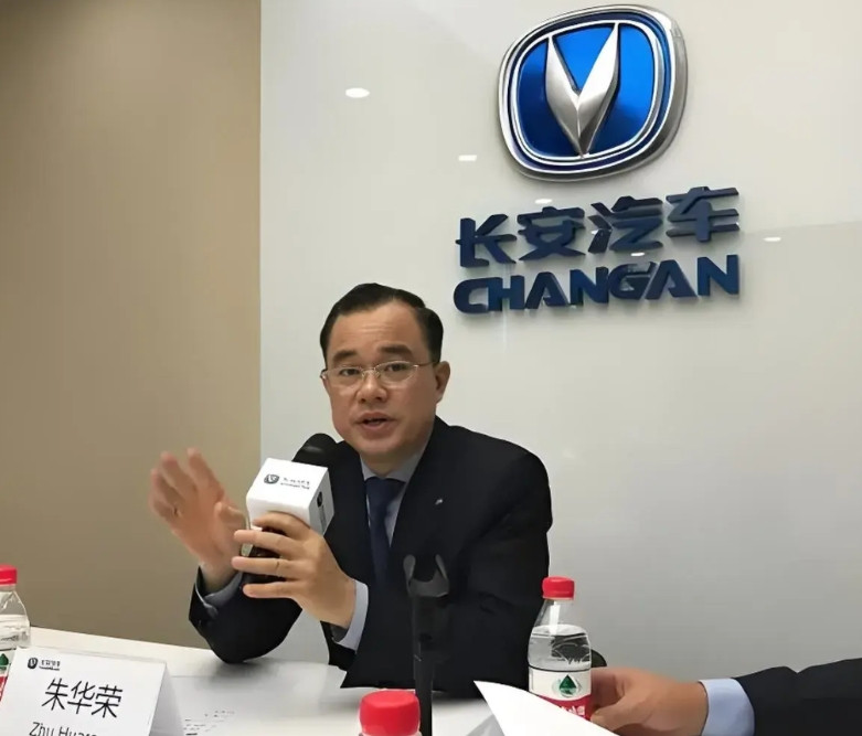 汽车界夸大宣传太严重，连老实巴交得长安都忍不住了，长安汽车朱华荣:“几十万的车非
