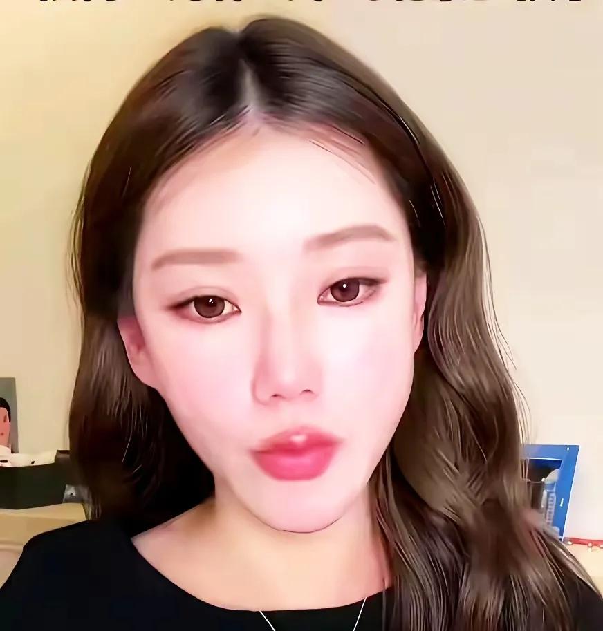 3保姆伺候月租7万7！马筱梅直播喊累，网友直言太矫情！坐拥北京7500万豪宅，